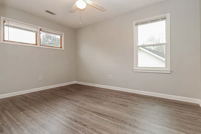 103 Issac Ct — Photo 10