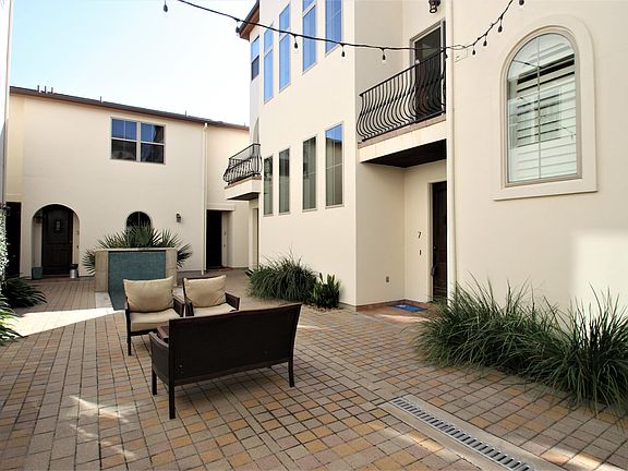 2nd image of 2207 Pasadena Dr APT 7