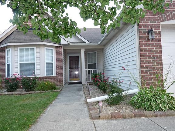3rd image of 4417 Valley Trace Ct