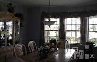 5th image of 917 Sheffield Drive