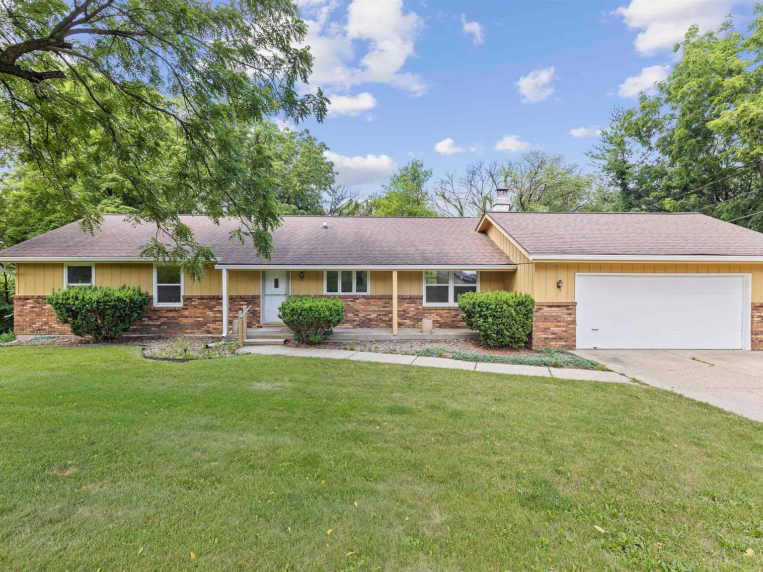 10234 Atwood Rd, Roscoe, IL 61073 Zillow