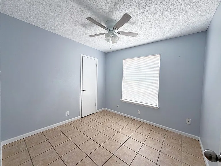 2 Star Cir — Photo 19