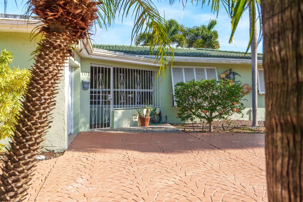 101 SE 14th Street, photo 4