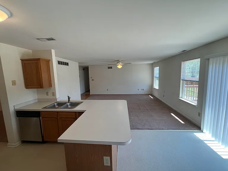 20 Anchor Ln — Photo 10