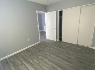 10727 Barlow Ave #F, Lynwood, CA 90262