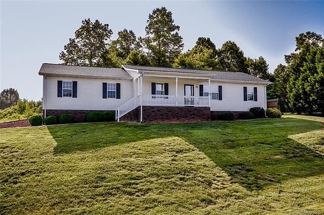 1st image of 153 Angel Oaks Dr