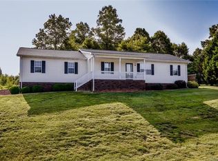153 Angel Oaks Dr, Statesville, NC 28677
