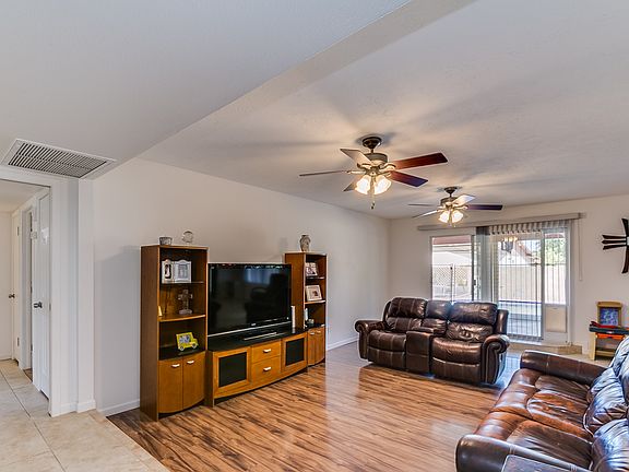 5th image of 5012 W Carol Ave