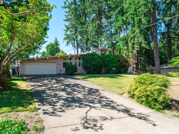 Single and One Story Homes in Tigard, OR For Sale