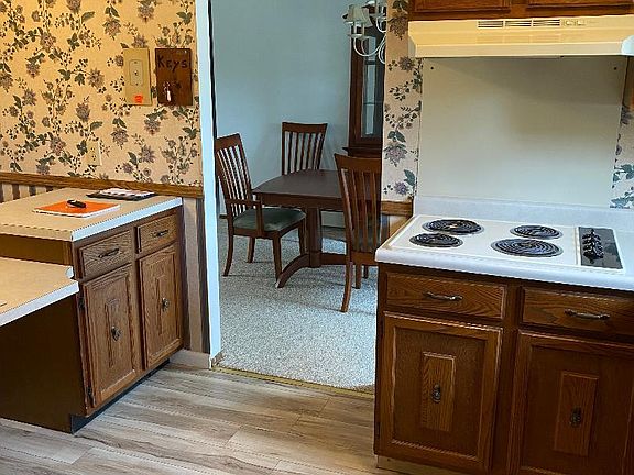 3rd image of 13 Kerilee Court Pne