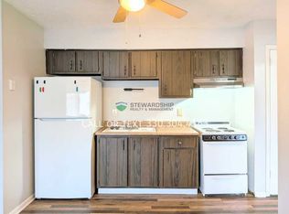 215 N Grant Blvd APT 9, Minerva, OH 44657