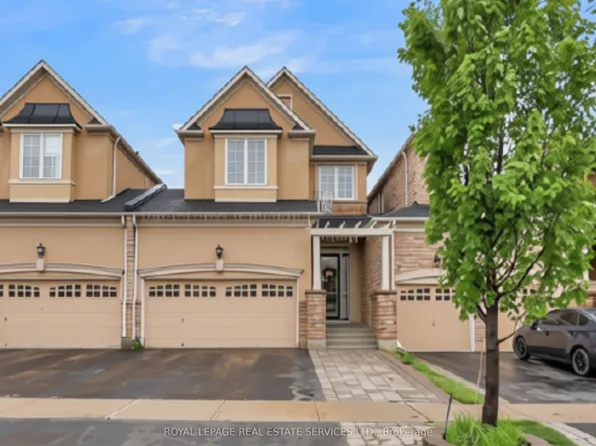 485 Pringle Ave #25, Milton, ON L9T 8A9
