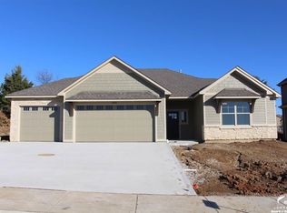 904 Silver Rain Rd, Lawrence, KS 66049