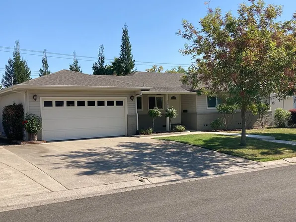 1740 Olympus Dr, Sacramento, CA 95864