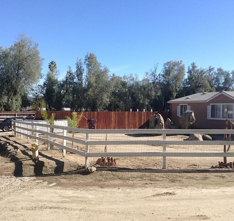 1st image of 33505 Beverly Dr