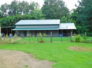 218 Oakview Dr, Milam, TX 75959