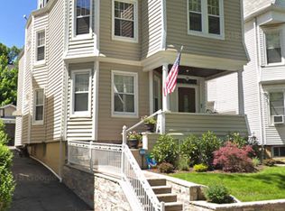 206 Hillside Ave, Glen Ridge, NJ 07028