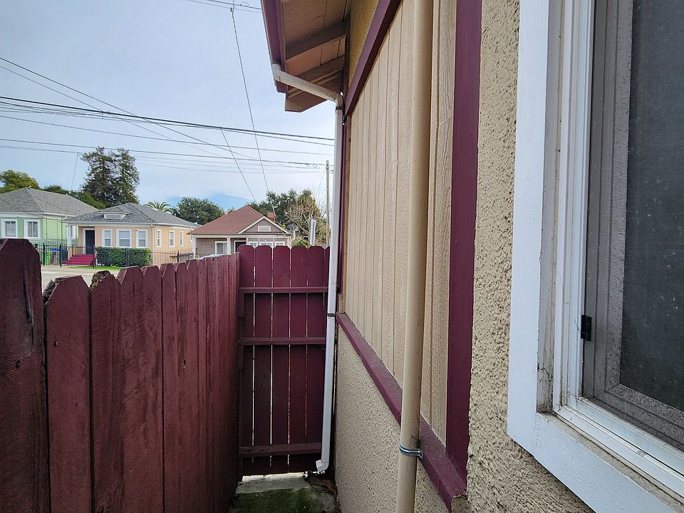 1st image of 2209 19th Ave