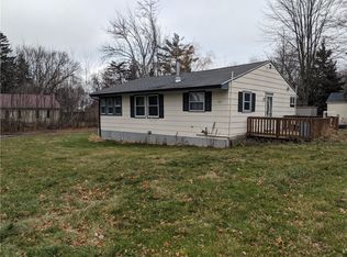 925 Westfield St, Waterport, NY 14571
