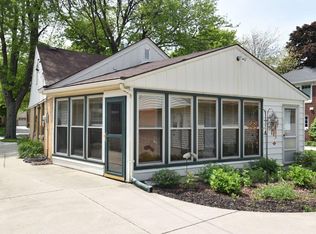 614 N 76th St, Wauwatosa, WI 53213