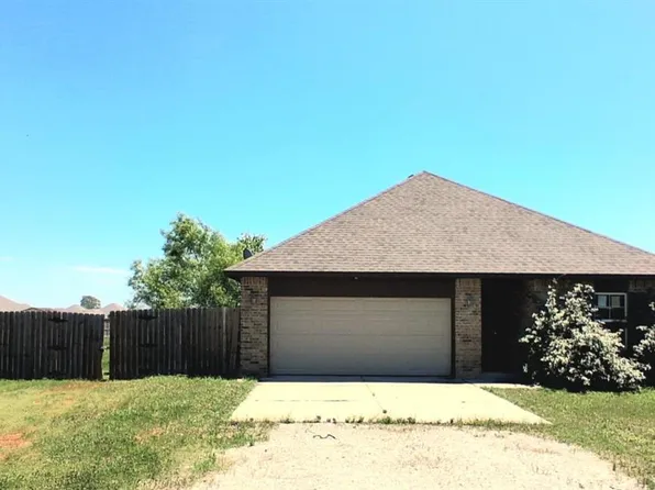 15967 Prairie Rose Dr, McLoud, OK 74851