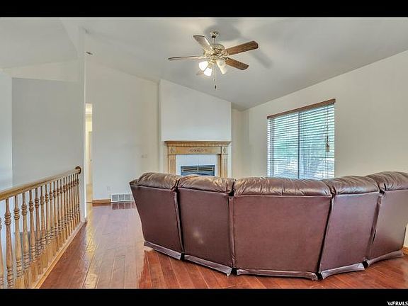 4th image of 4527 W 9900th St N