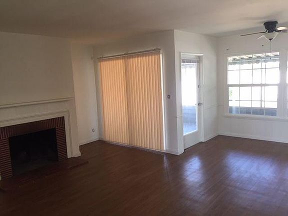 3rd image of 6327 Rosemead Blvd