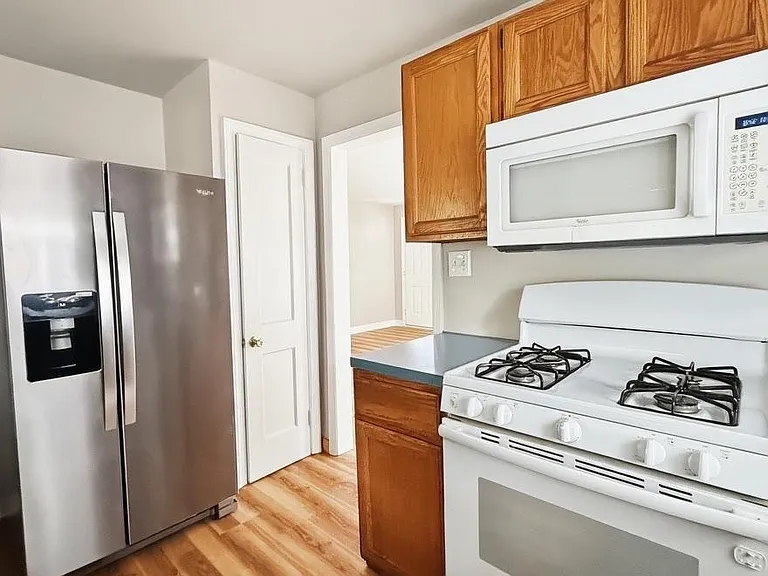 706 S College Ave — Photo 5