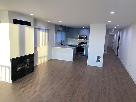 4th image of 1516 Esplanade