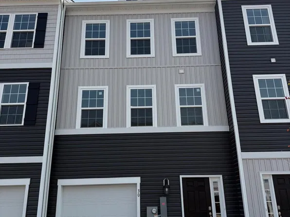 30 Baybreeze Dr, Waretown, NJ 08758