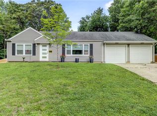 7552 Norwood St, Prairie Village, KS 66208