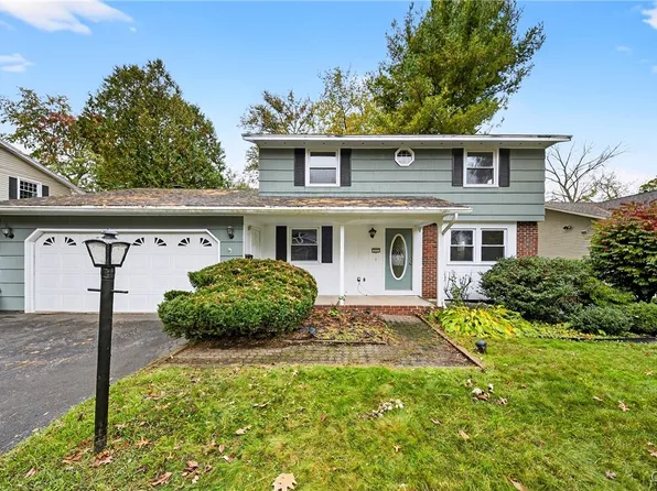 111 Shoreview Dr, Liverpool, NY 13090