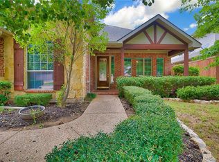 218 Livingston Dr, Hickory Creek, TX 75065