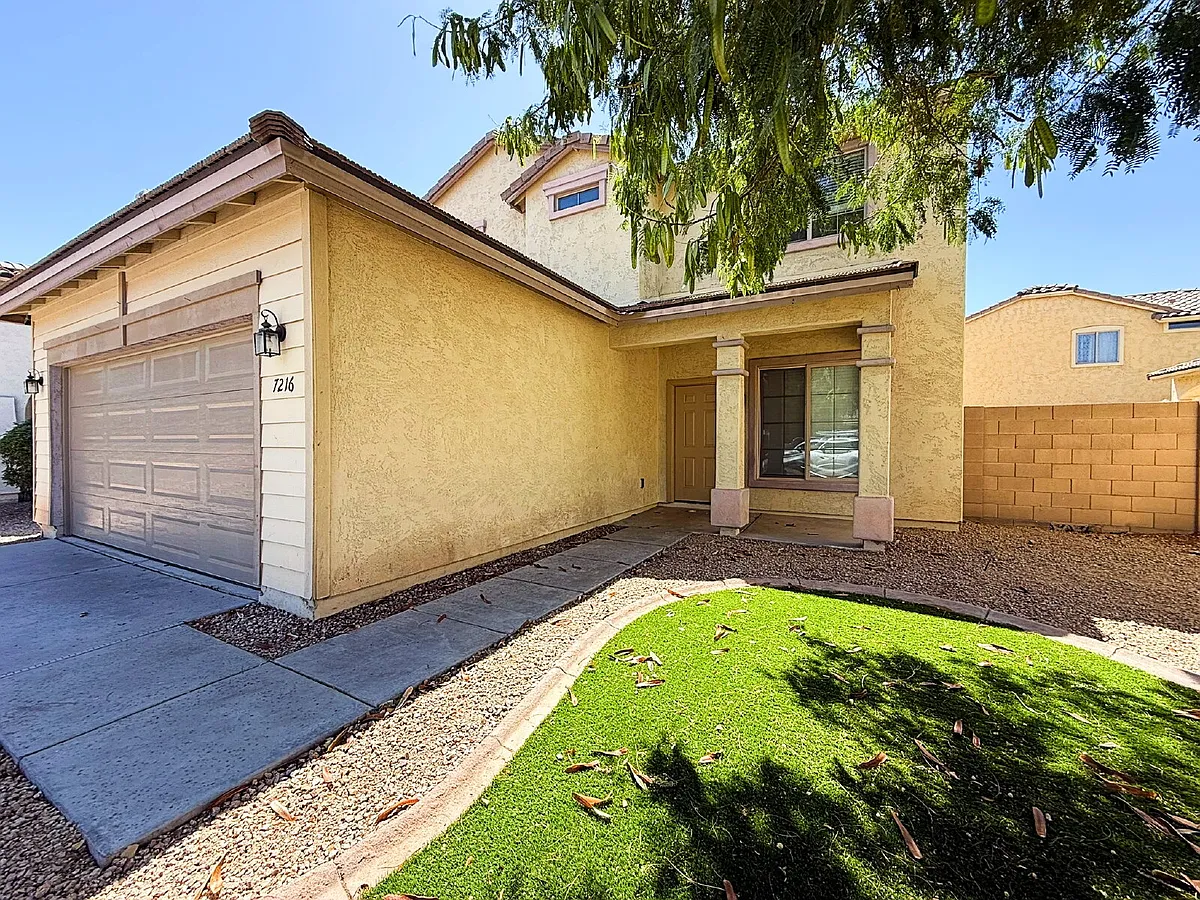 Building Photo - 7216 N 72nd Dr