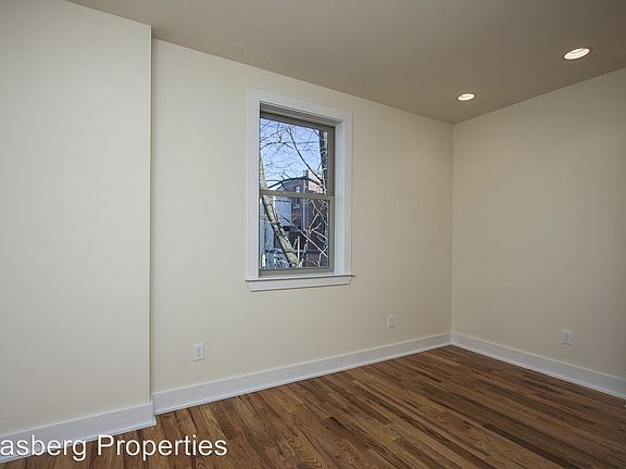 4th image of 1701 W Jefferson St #2916196