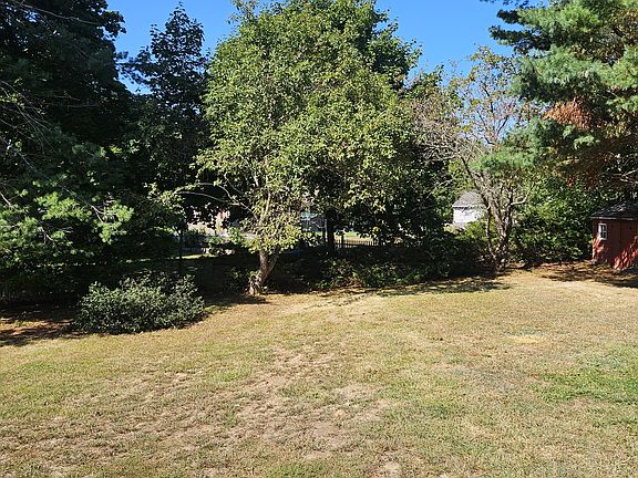 5th image of 16 Jewett Rd