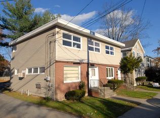 31 Lagrange Ave, Poughkeepsie, NY 12603
