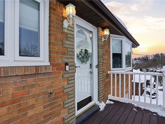 4th image of 1297 Hillview Dr