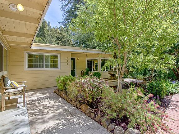 4th image of 135 Villa Way