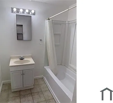 900 N Leslie St #B — Photo 5