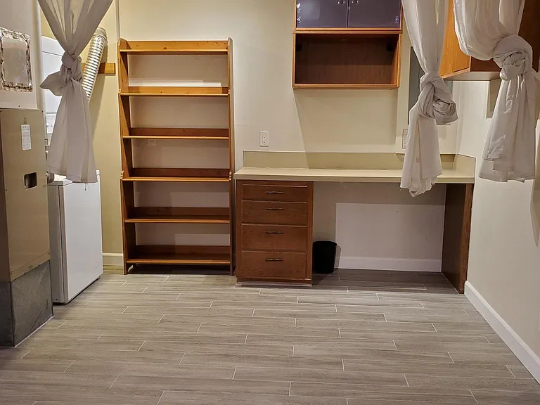 110 Florentia St #B — Photo 21