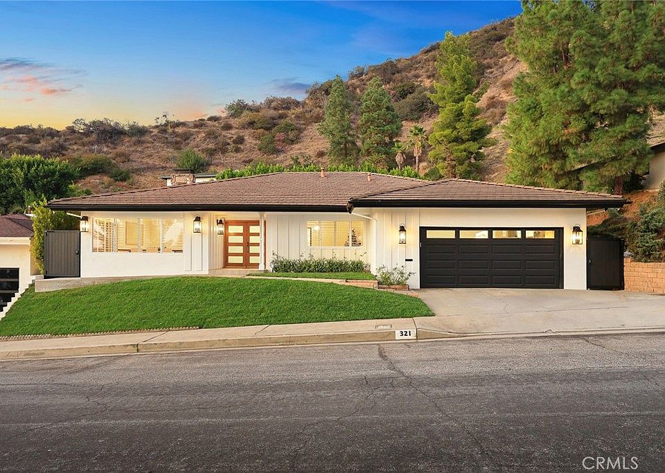 1st image of 321 Wonderview Dr