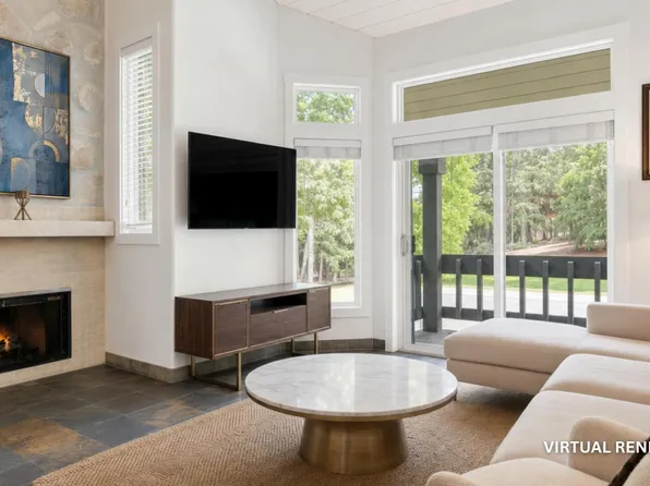 121 Willis Pl APT 127, Beaver Creek, CO 81620