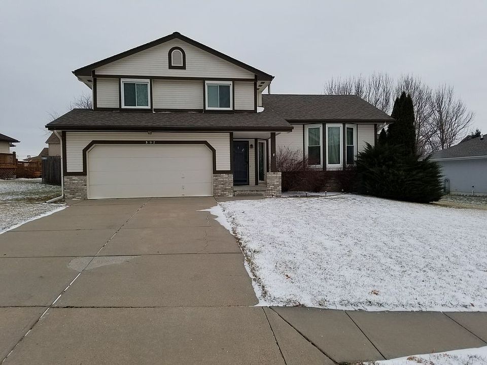 1st image of 307 Carolina Dr
