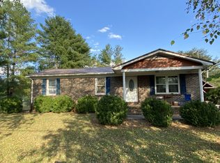 188 Royal Dr, Rock Island, TN 38581