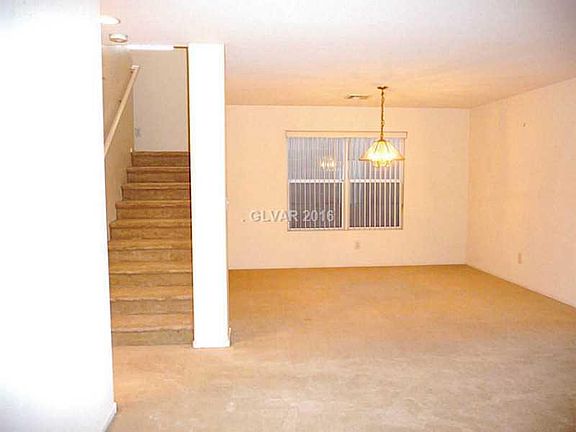 2nd image of 5570 Walcott Dr