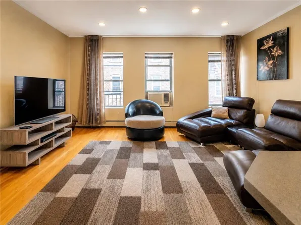 1713 E 14th St #I, Brooklyn, NY 11229