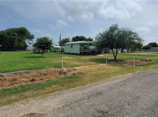 1007 W Dallas Ave, Seadrift, TX 77983