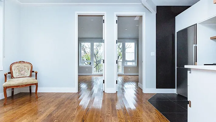 Rented by Nooklyn NYC LLC | media 43
