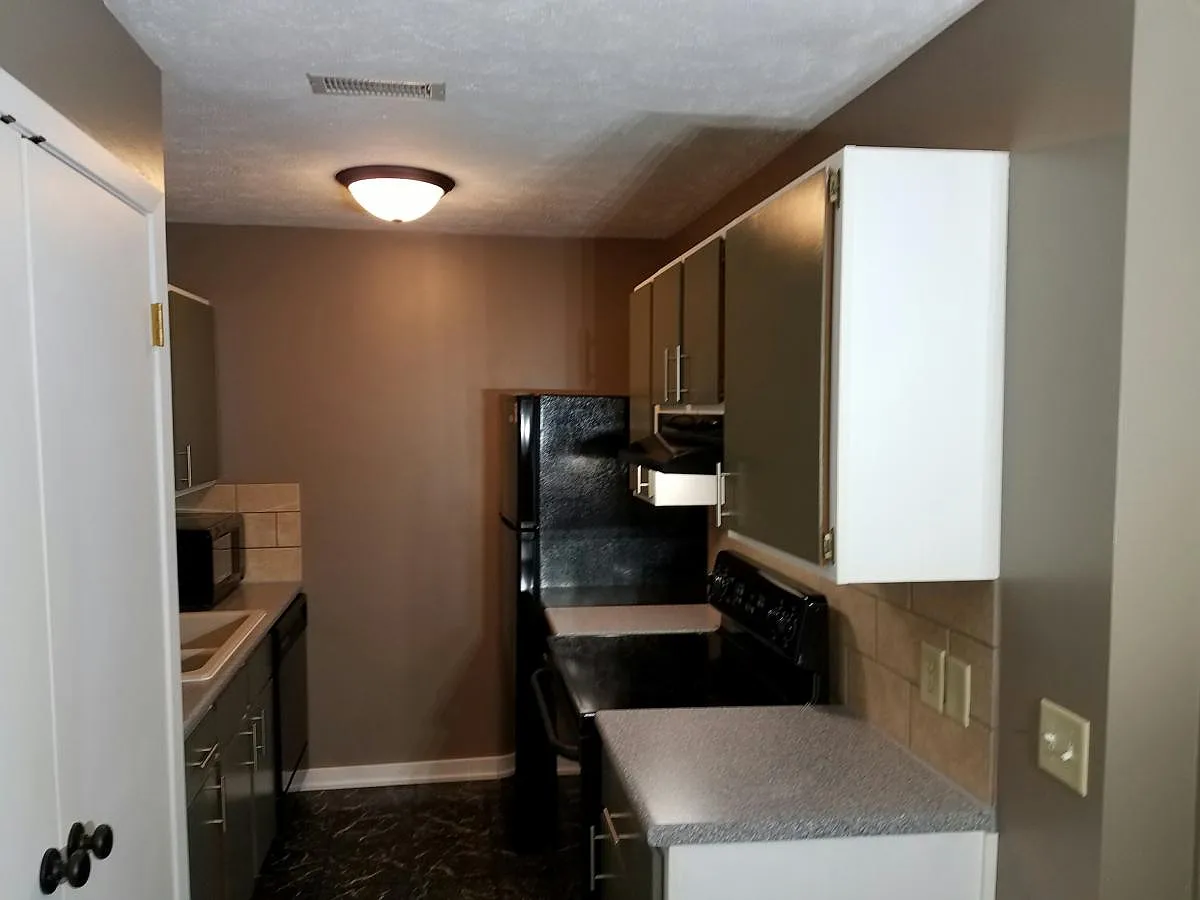 2 bed, 671 sqft, $750 — Photo 3